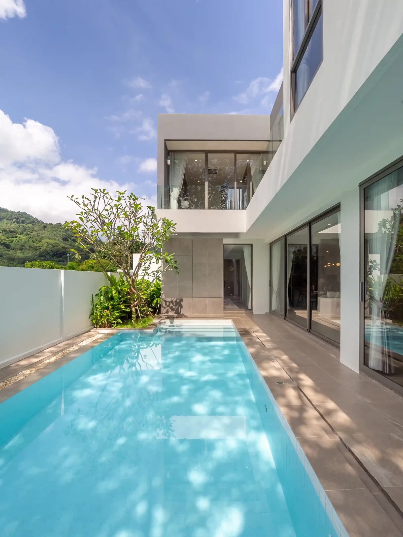 DE SOL PROPERTY Co.,Ltd