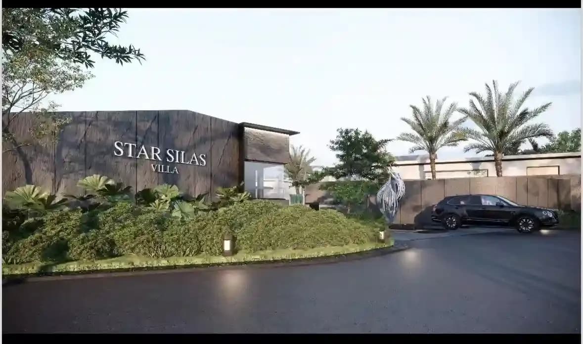 Star Silas Villa